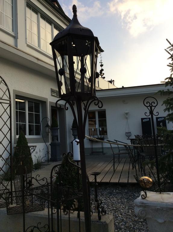Landcafe mit Mini Hotel Burgdorf Exterior foto